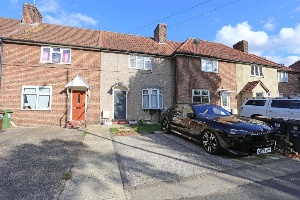 Main image of property: *EXTENDED 3 BEDROOM HOUSE* Valence Avenue, Dagenham, London, RM8
