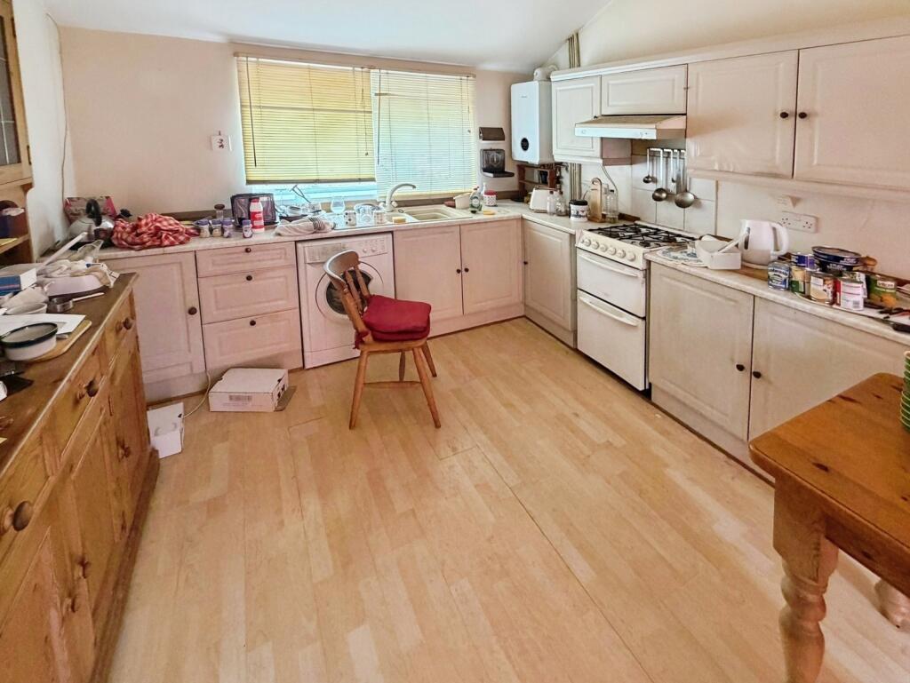 House in Exeter - View 5