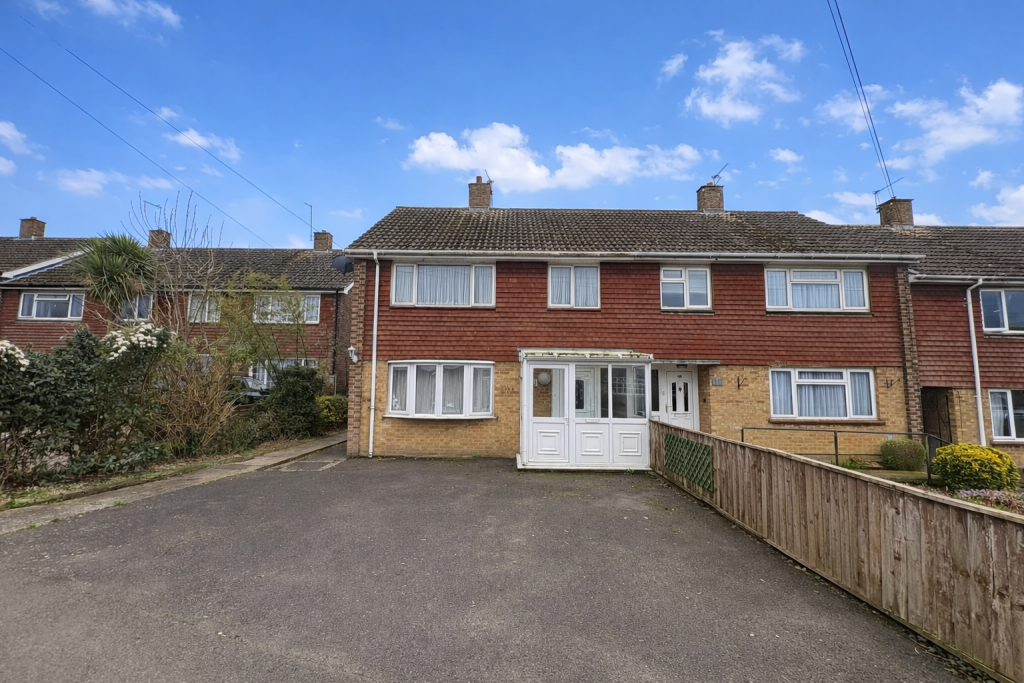 Main image of property: St Johns Road, Yeovil, BA21