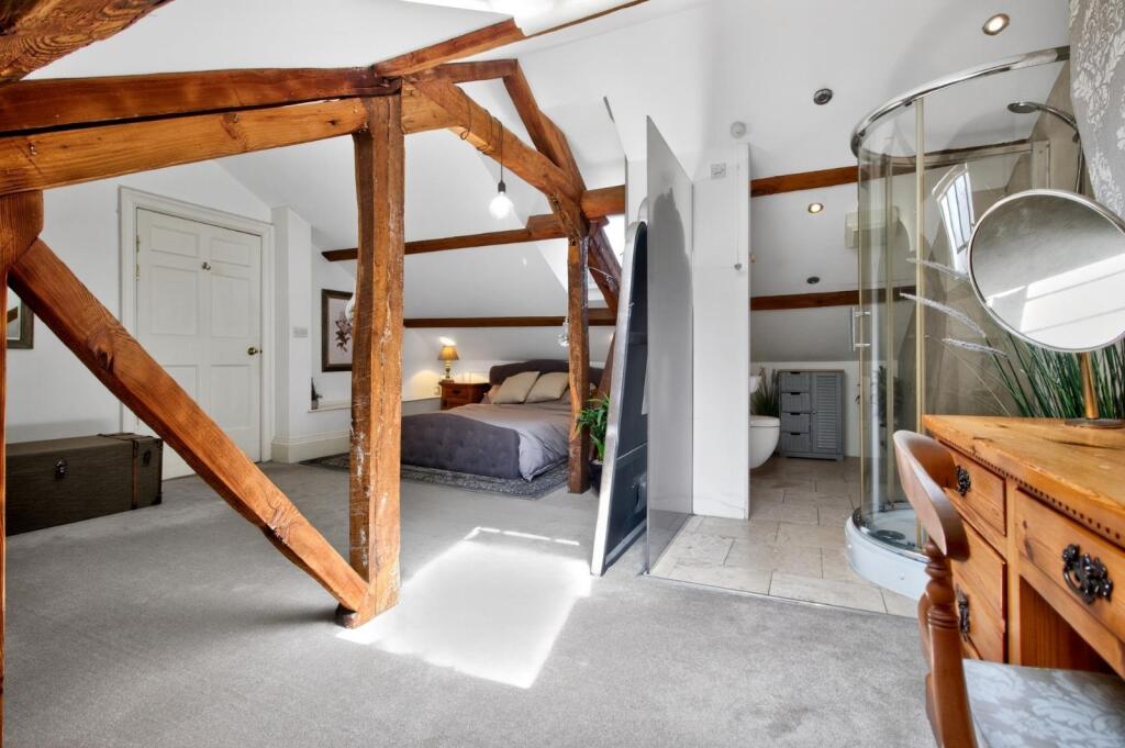 Apartment in Leeds - View 5