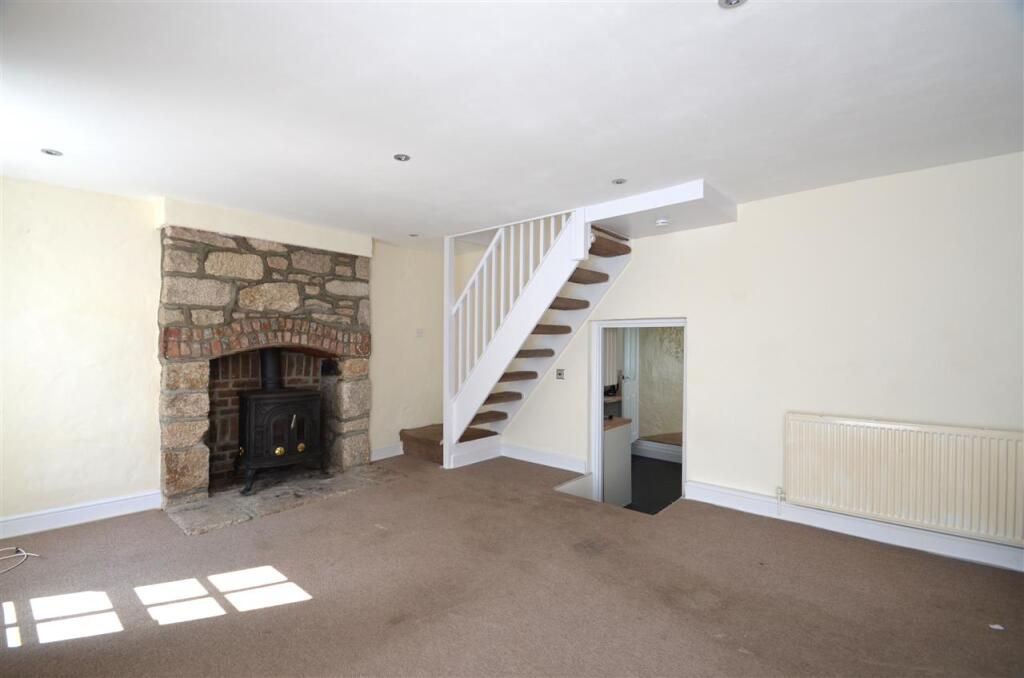 House in Truro - View 5