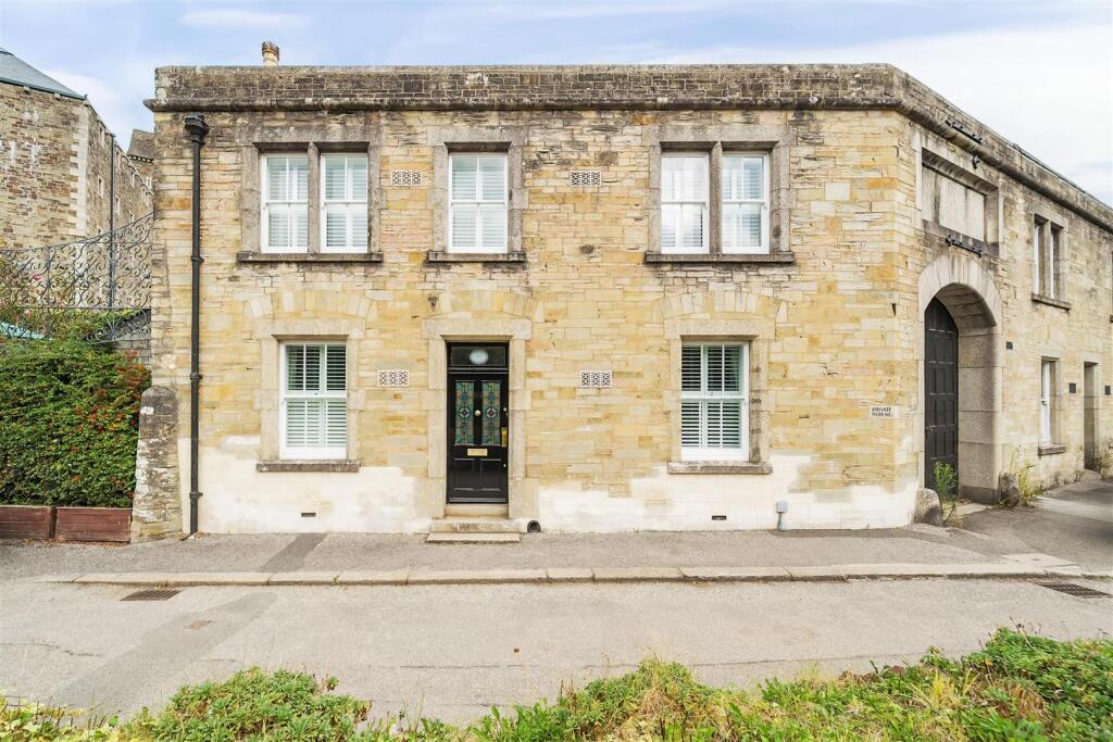 Main image of property: Bodmin