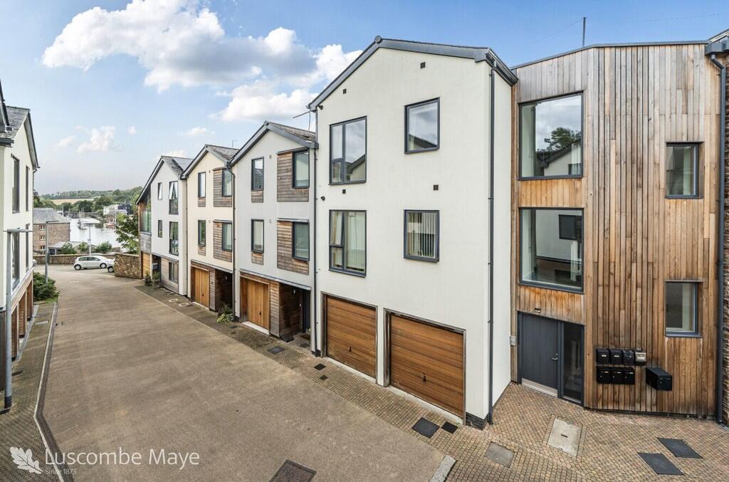 Main image of property: Totnes, Devon, TQ9