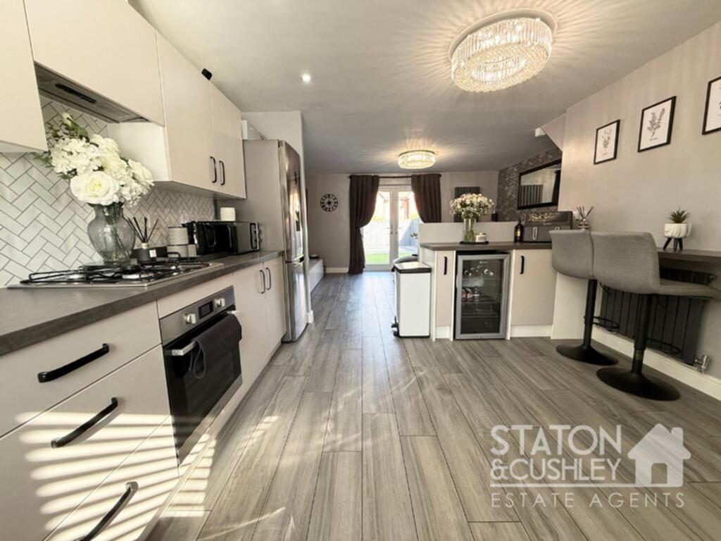 Caraway Drive, Shirebrook, NG20 photo 4