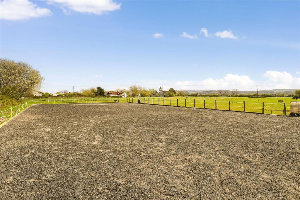 House in Weston-Super-Mare - View 2
