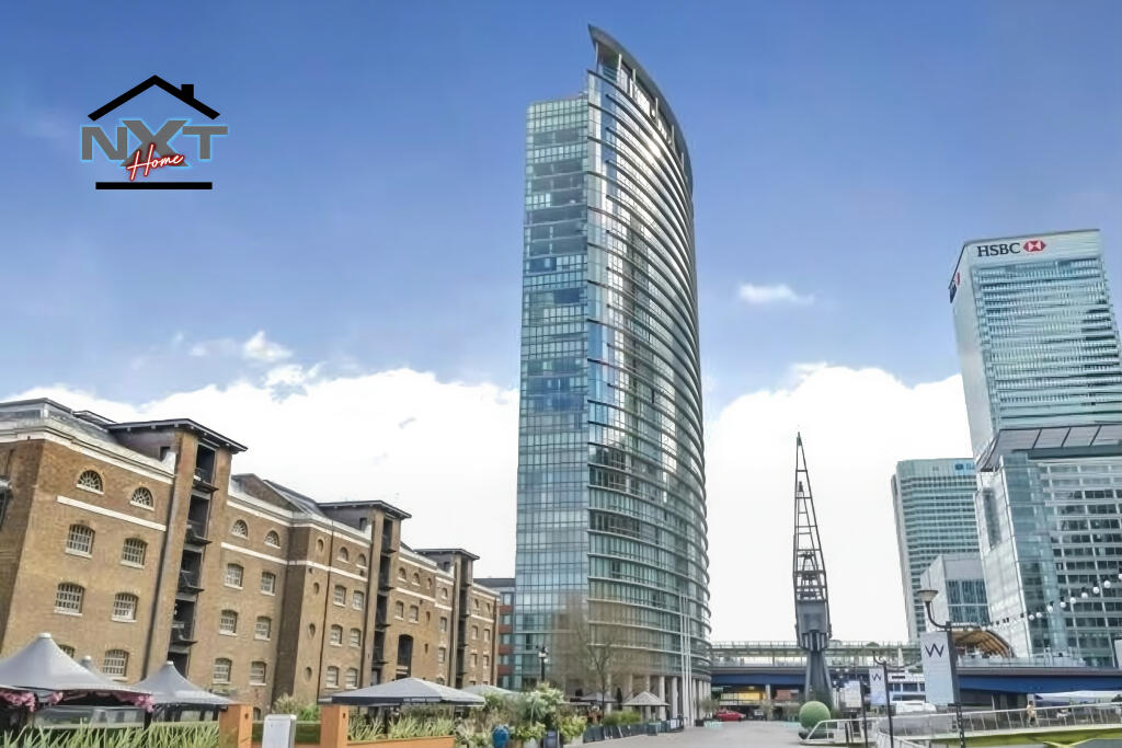 2-bed apartment on 1, West India Quay, Hertsmere Road, London, E14, £500,000