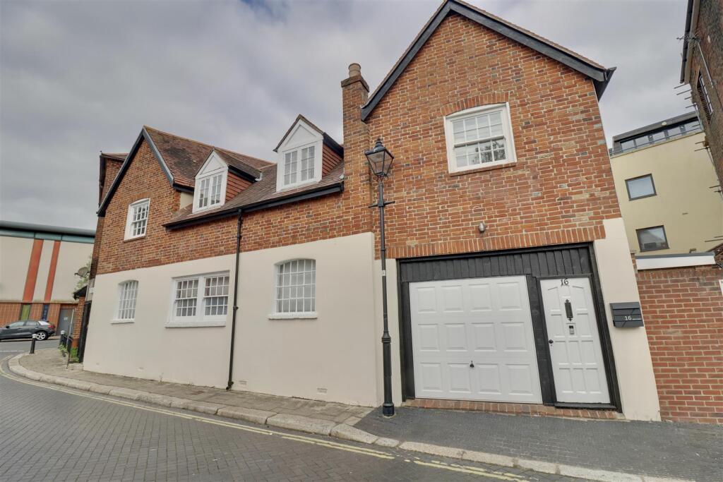 Main image of property: Beck Street, Portsmouth