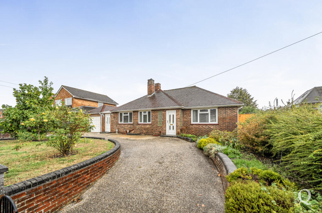 2-bed bungalow on Brenchley Road, Sittingbourne, Kent, ME10, £400,000