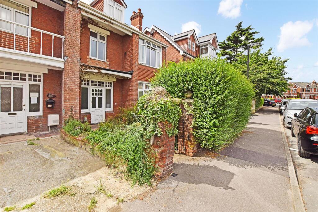 Main image of property: Arthur Road, Southampton
