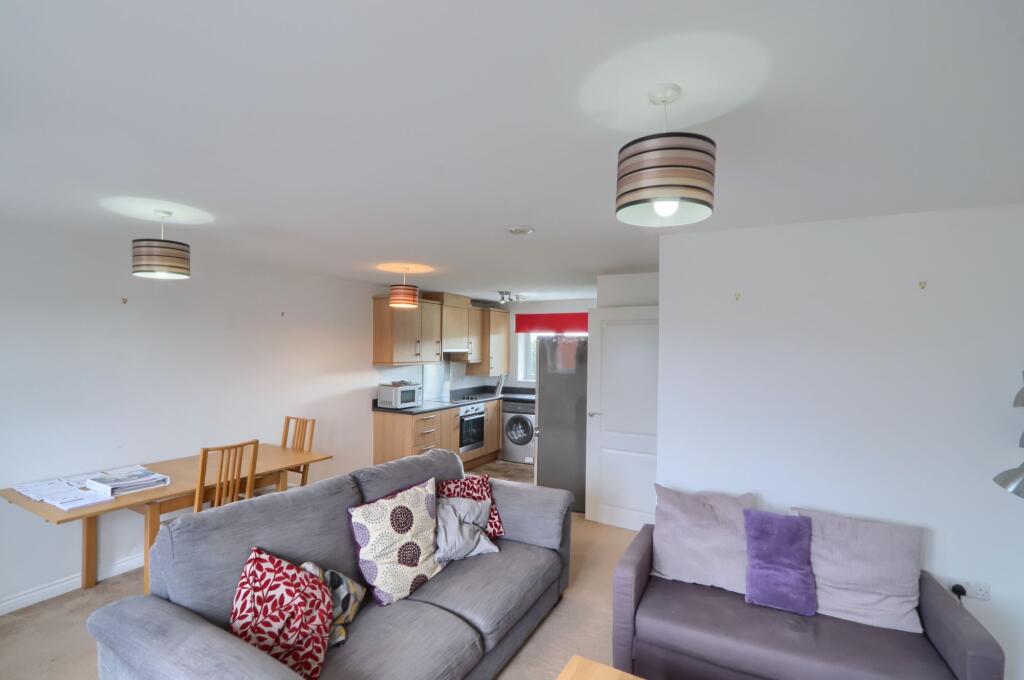 Apartment in Stockton-on-Tees, Parkfield, Portrack - View 5