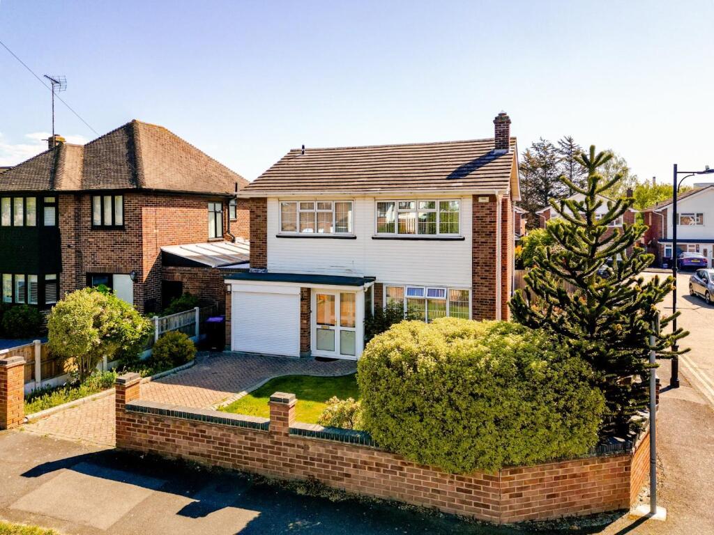 Main image of property: Westbourne Grove, Westcliff-On-Sea