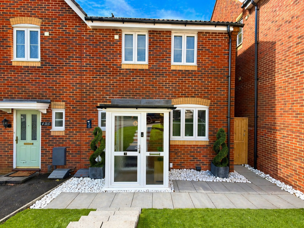Main image of property: Larchwood, Tonyrefail