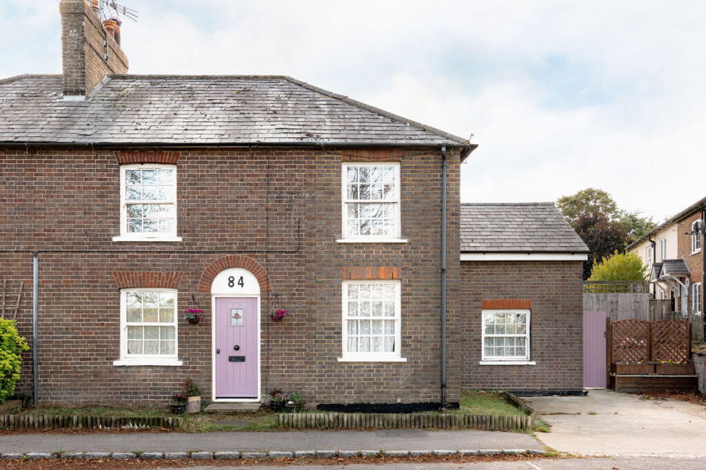 Main image of property: Vicarage Road, Pitstone, Buckinghamshire LU7