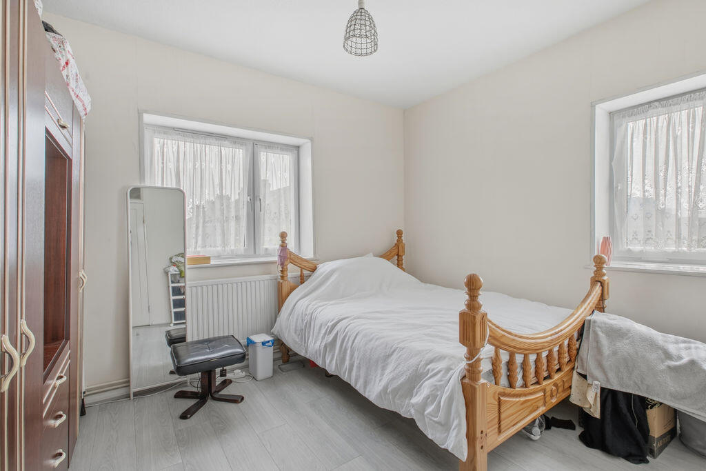 Apartment in London, Bancroft Estate, Bethnal Green - View 5