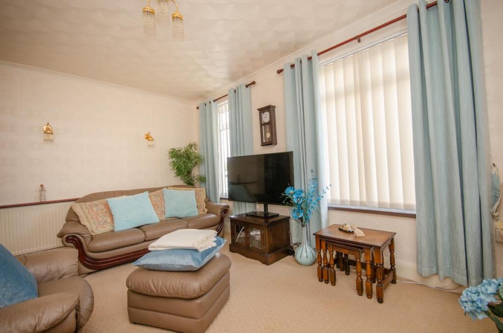 Burley Grove, Downend, Bristol, BS16 5QA photo 4