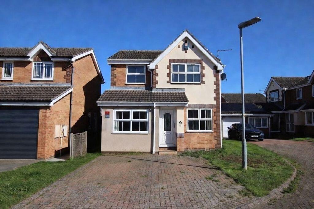Main image of property: SHAFTESBURY MEWS, NEW WALTHAM