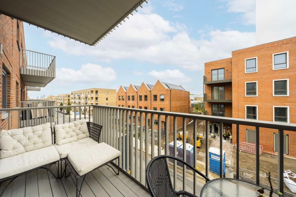 Apartment in London - View 3