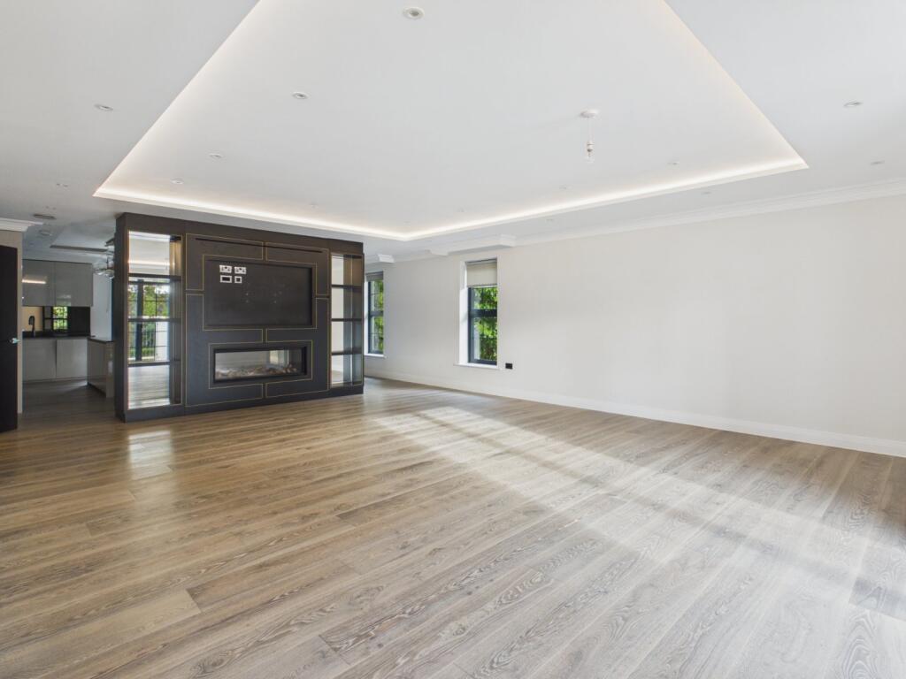 Main image of property: Wellington Court, 66 Penn Road, Beaconsfield, HP9