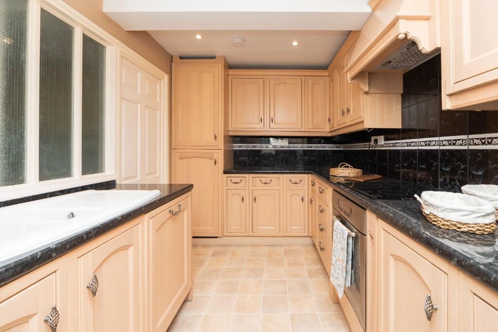 Additional image 21 of Royal Crescent, Bath, Somerset, BA1