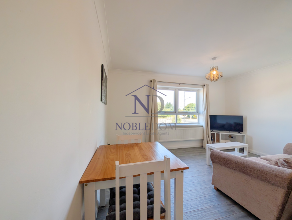 Apartment in Slough - View 5