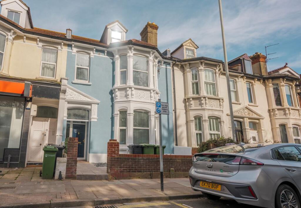 Main image of property: 7 Festing Road, Southsea, Hampshire, PO4 0NG