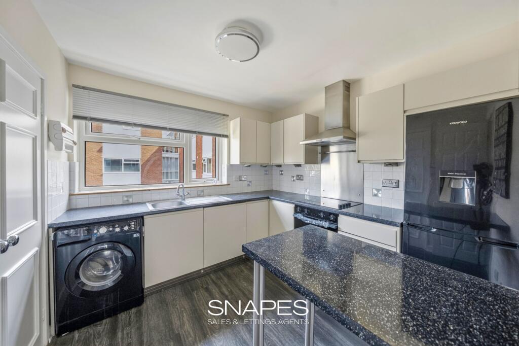 Apartment in Stockport - View 4