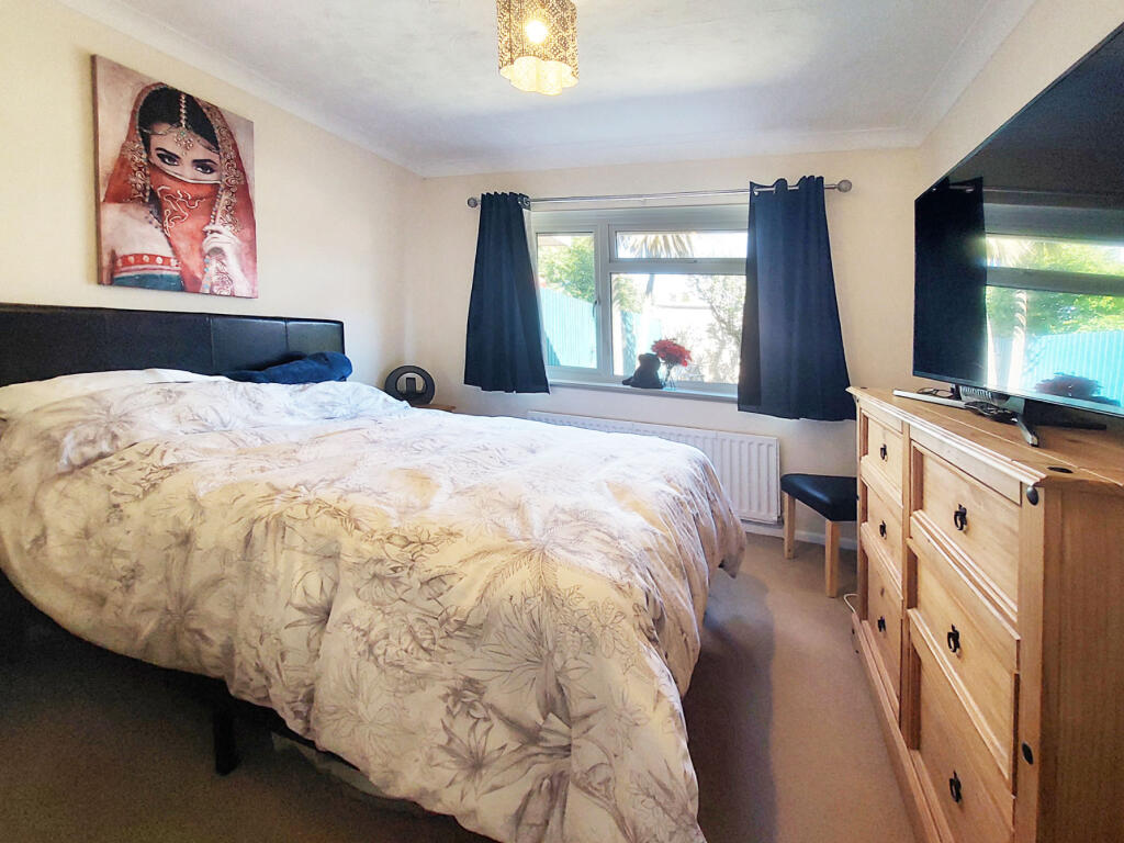 House in New Forest, Fox Pond, Lymington and Pennington - View 4
