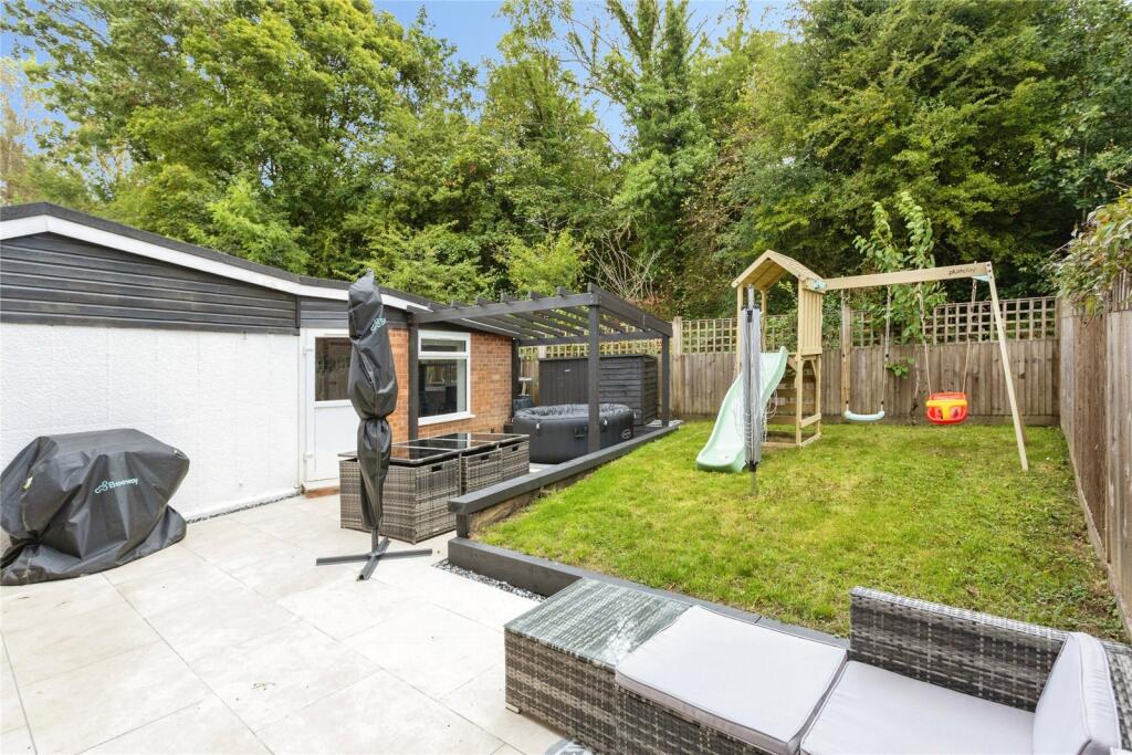 House in Tonbridge and Malling, Kent - View 4