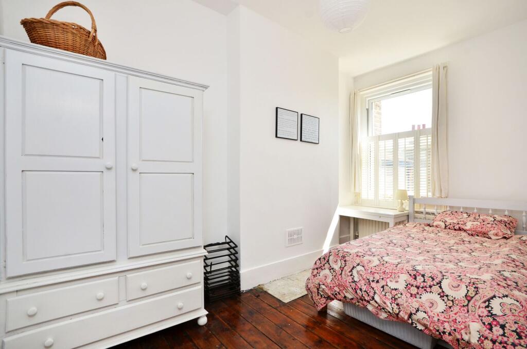 London Road, Tooting, London, SW17 photo 4