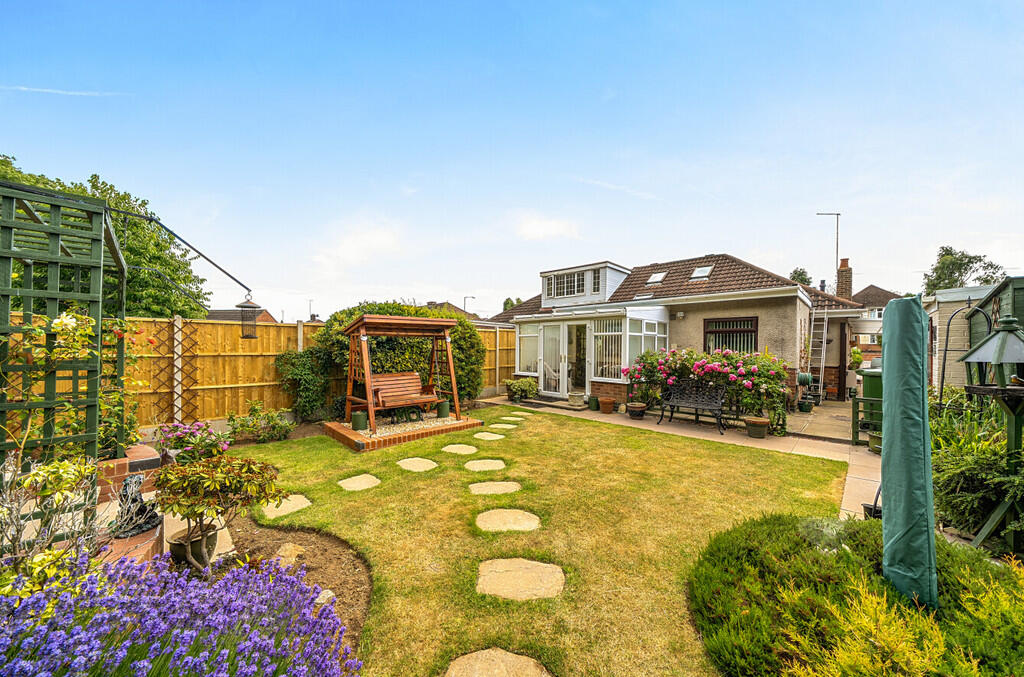 House in Rugby, Warwickshire - View 3
