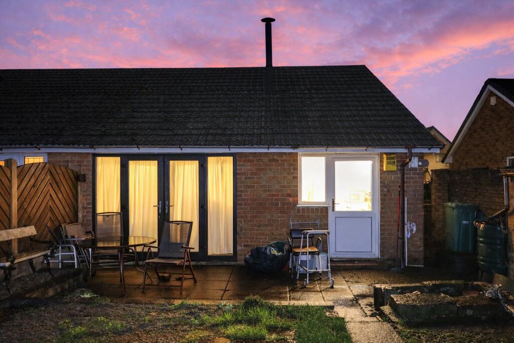 Main image of property: Manor Road, Brimington, Chesterfield, Derbyshire, S43