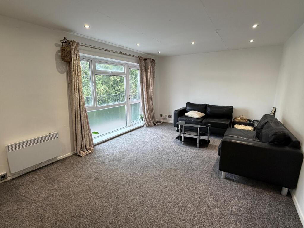 Apartment in Manchester - View 5
