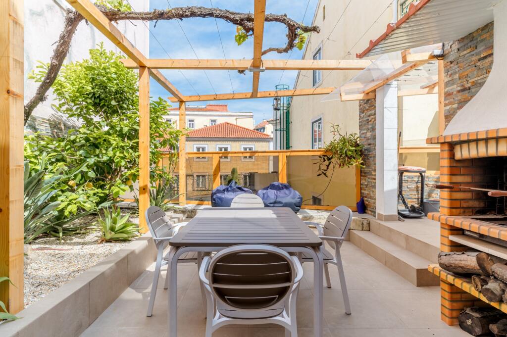 Main image of property: Lisbon, Lisbon