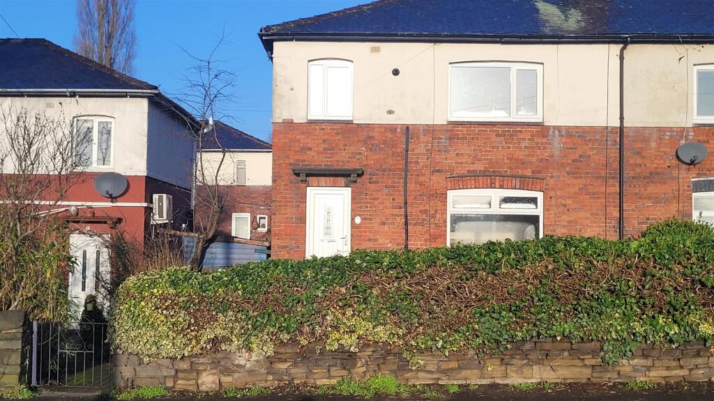 House in Wakefield - View 3
