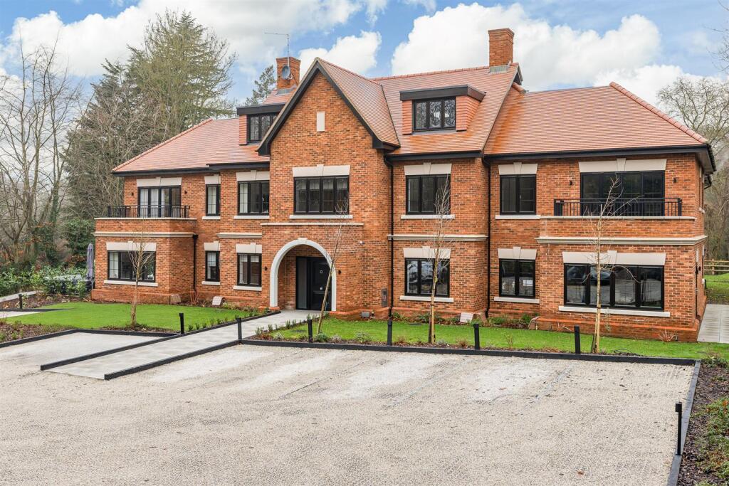 Apartment in Welwyn - More