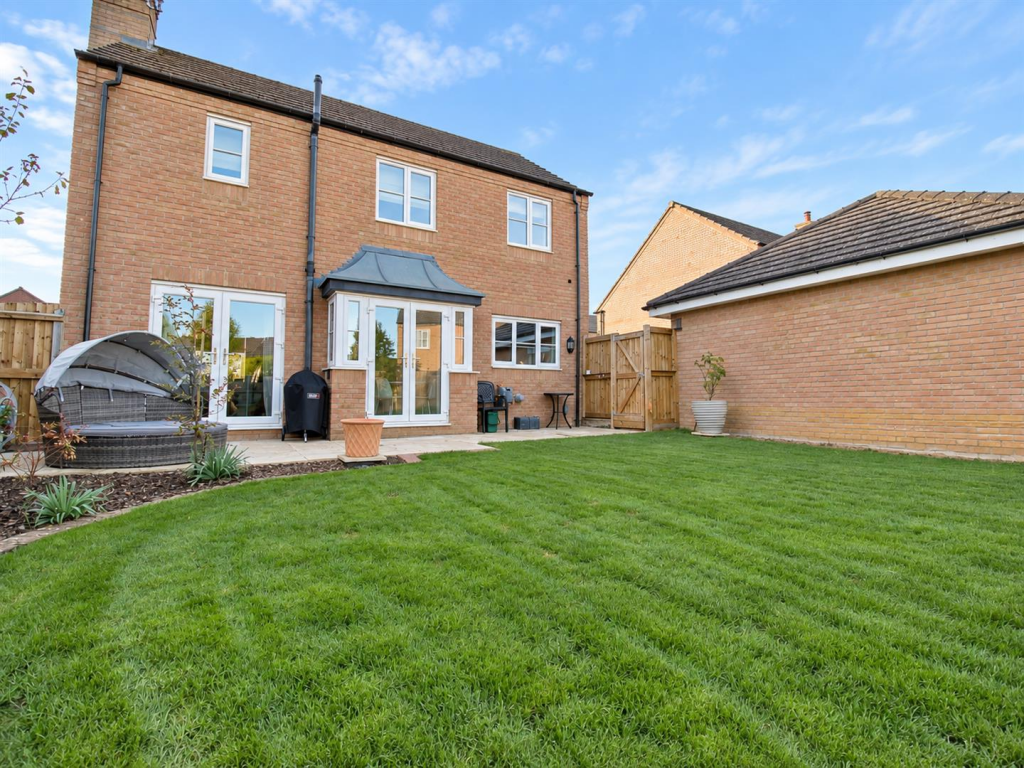House in Northampton - View 4