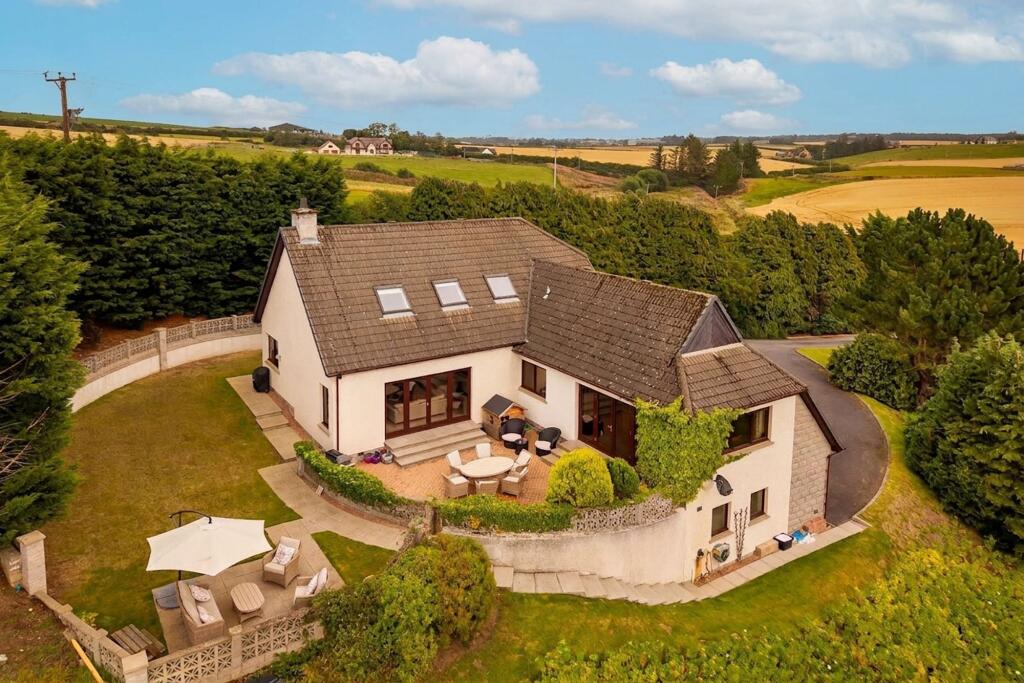 Brookefield, Shannochs Brae, Turriff AB53 4PF