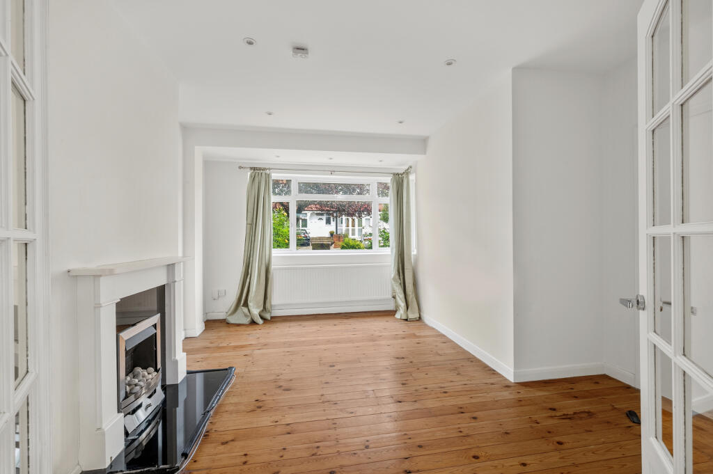House in London - View 5