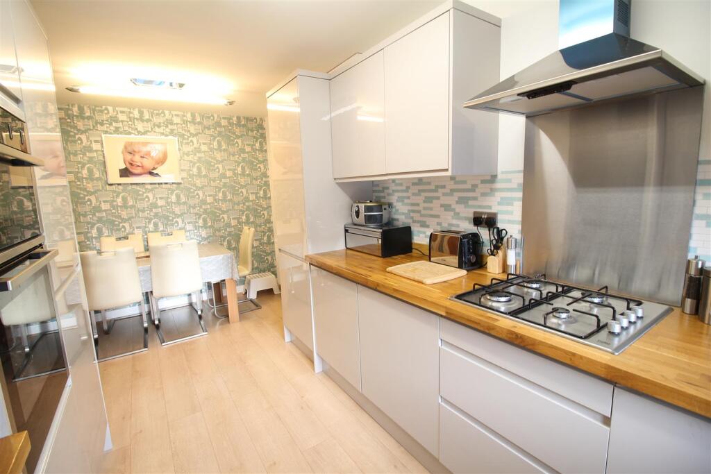 Additional image 7 of Delf Hill Close, Low Moor, Bradford