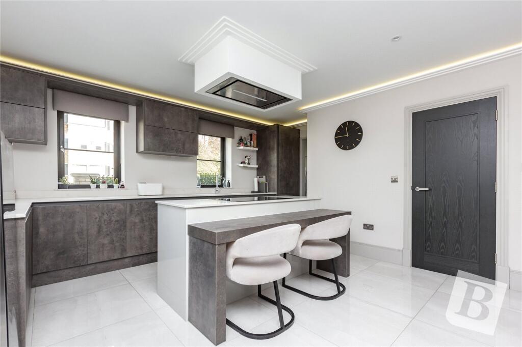 Apartment in London - View 3