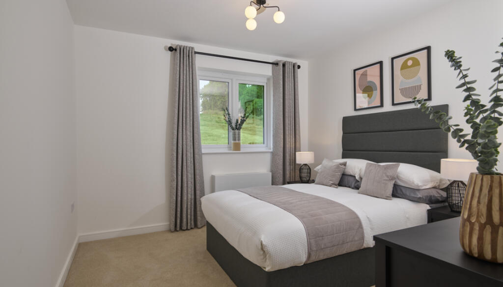 House in Runnymede, Chertsey - More