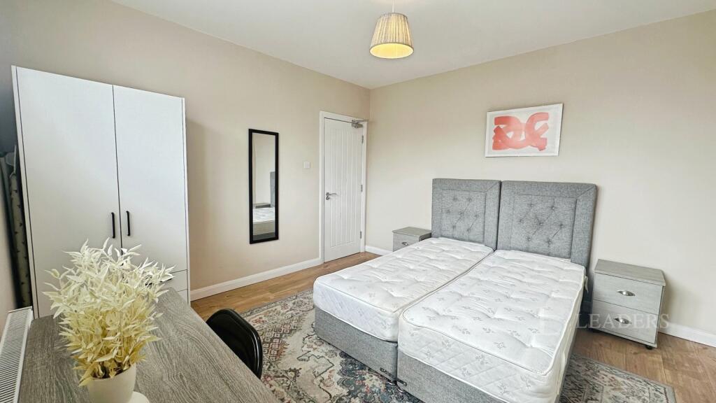 Main image of property: Tudor Road, Luton, Bedfordshire, LU3