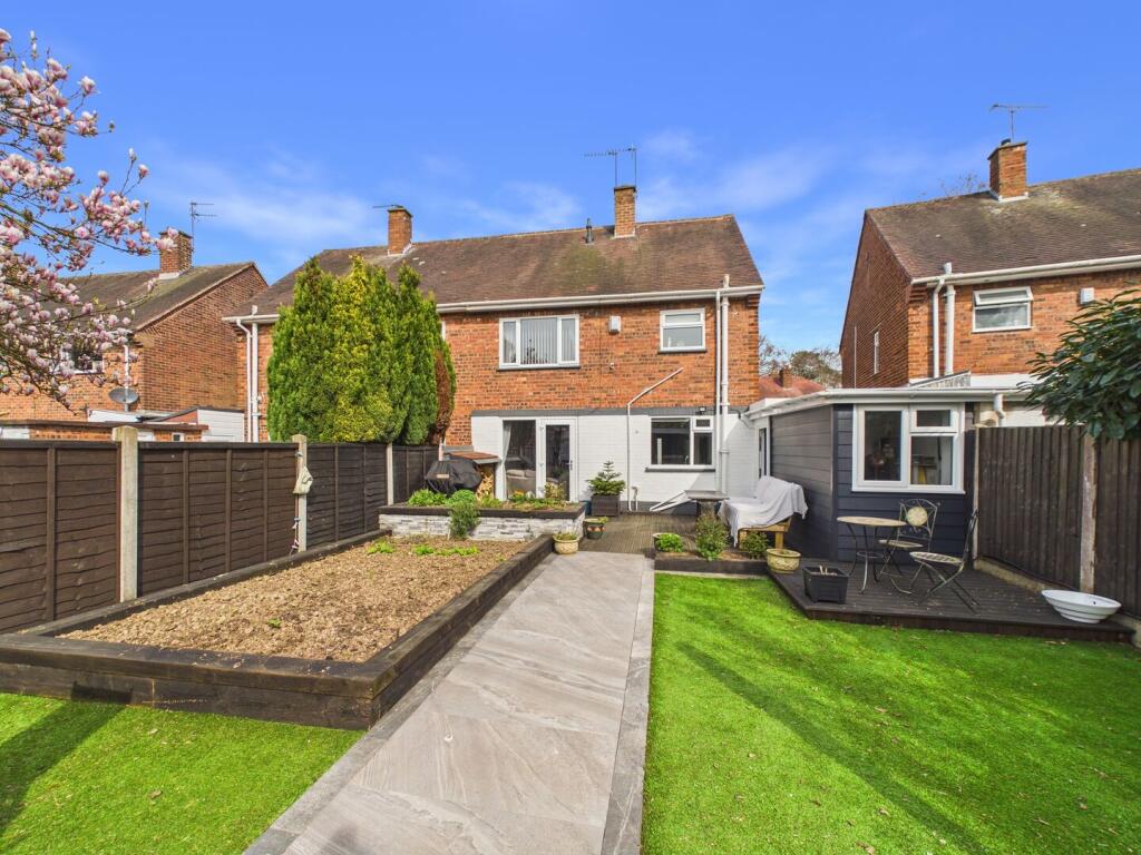 House in Wolverhampton, West Midlands - View 4
