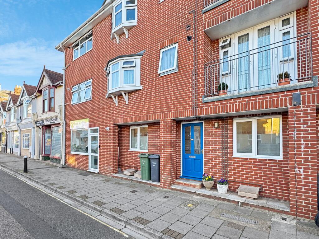 Main image of property: York Avenue, East Cowes, PO32