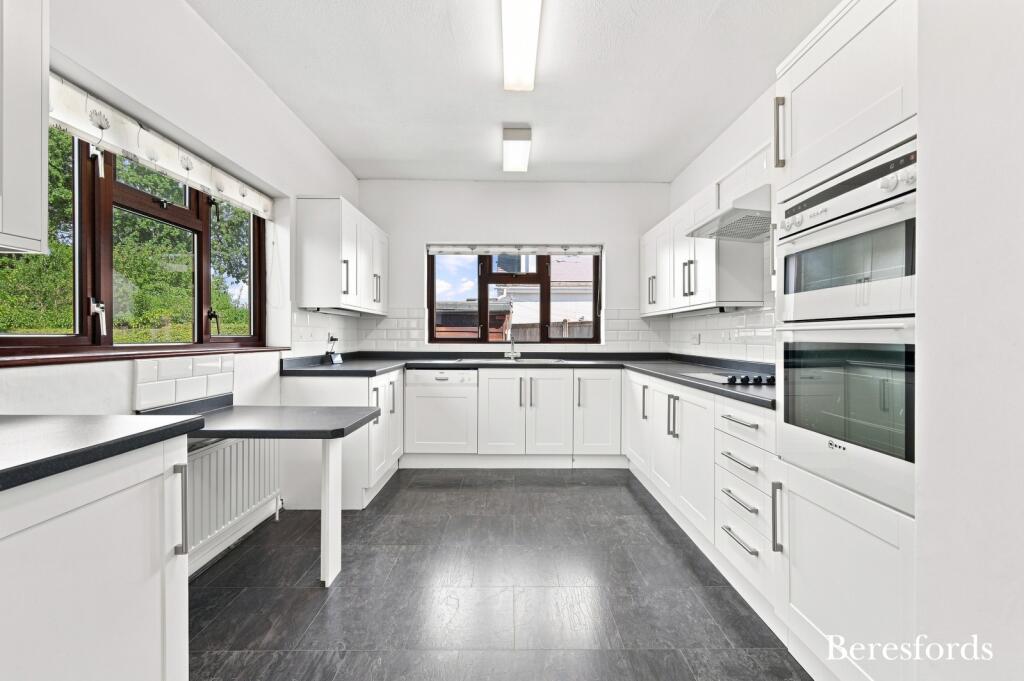 House in Brentwood, Essex - View 5