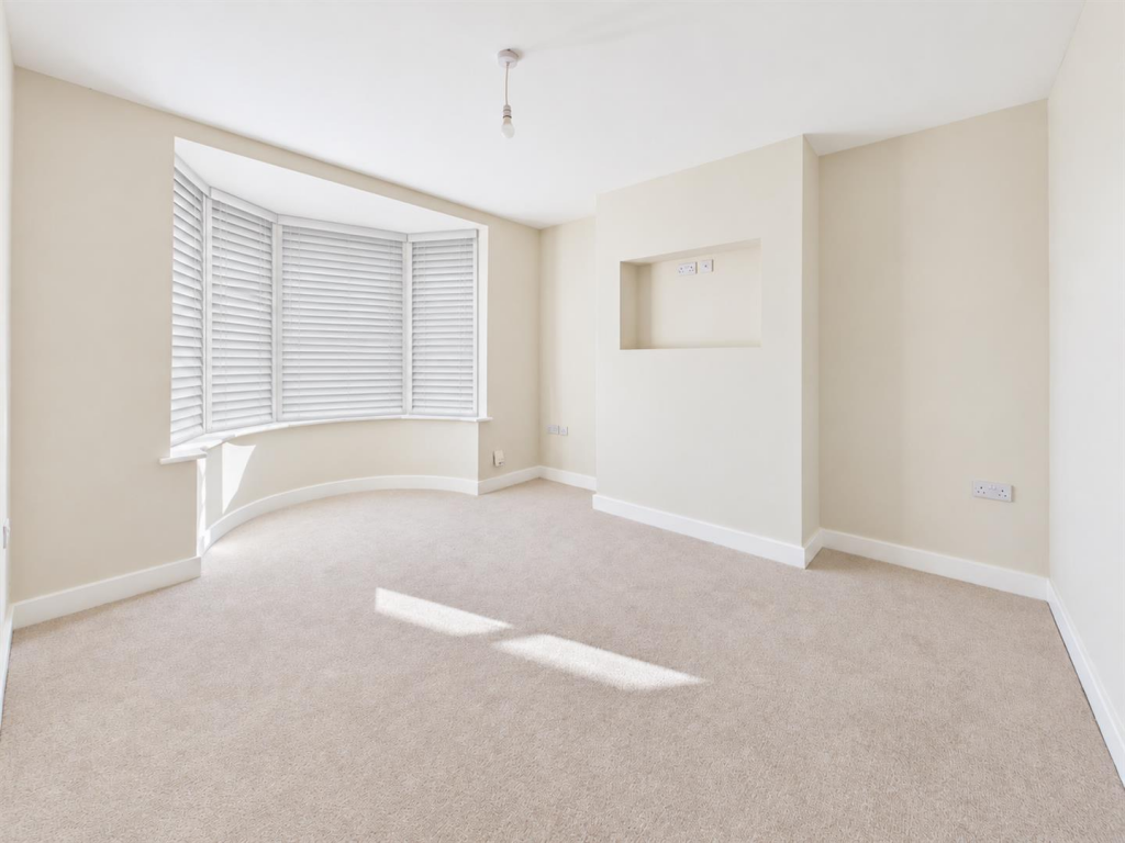 House in Gloucester, Gloucestershire - View 3