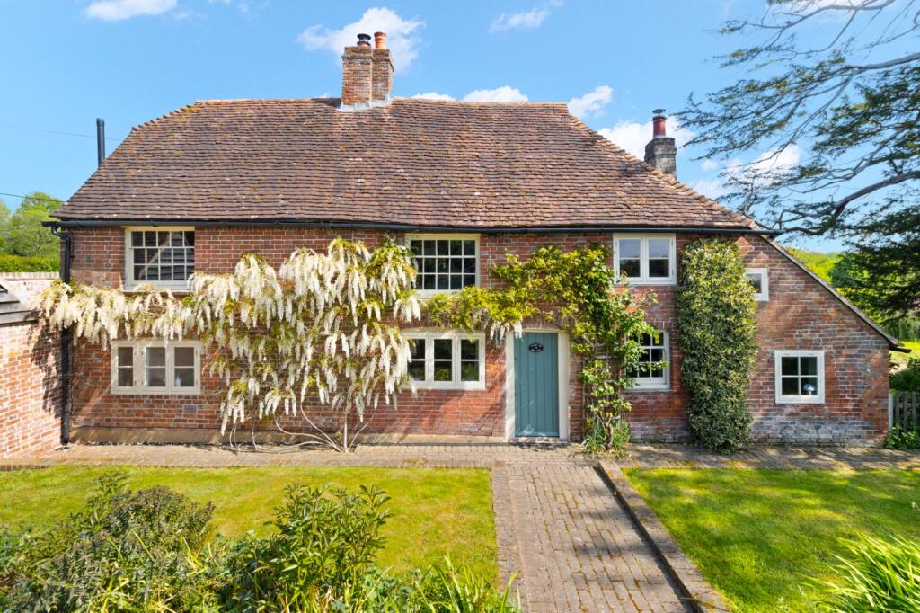 4-bed detached on Little Horsted, Uckfield, East Sussex, TN22, £950,000