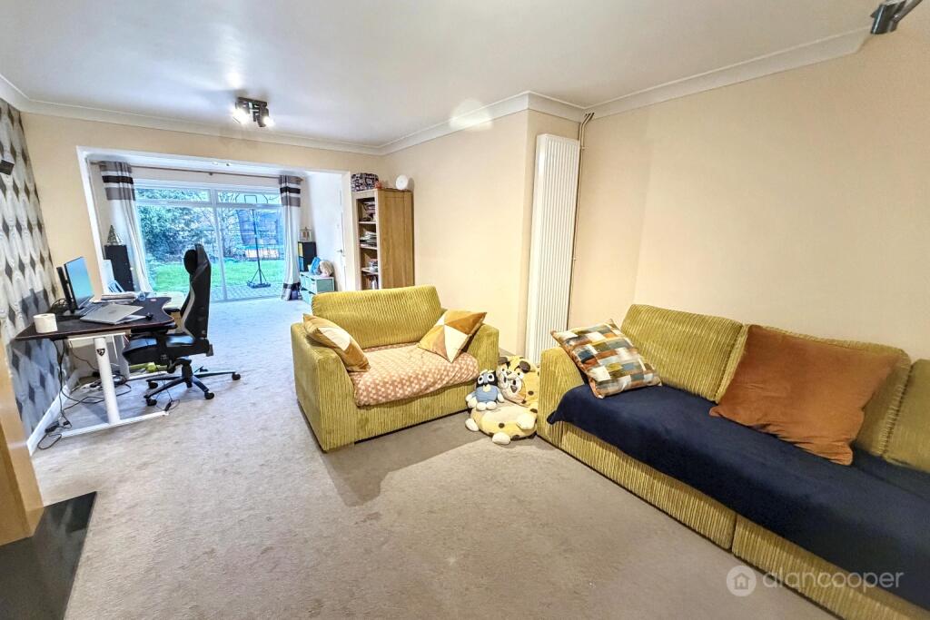 Oberon Close, Whitestone, Nuneaton, CV11 6NT photo 4