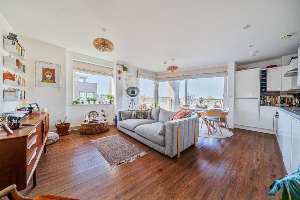 Apartment in Cambridge, Cambridgeshire - More