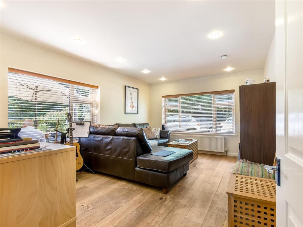 Additional image 4 of Woodside Lane, Brookmans Park